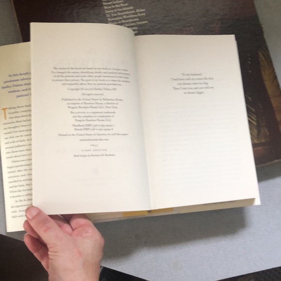 The In-between book - Picture 9 of 10